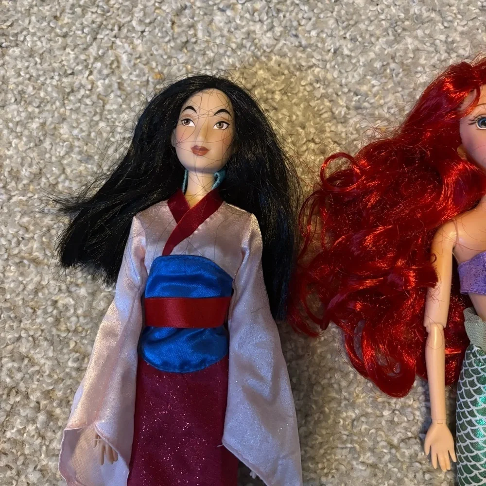 Disney Store Classic Articulated Princess Doll Collection Bundle Rapunzel Belle